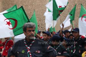 Scout aux Festivités du cinquantenaire de l\'indépendance de l\'Algérie à Tlemcen, défilé, feux d\'artifices et fantasia au programme