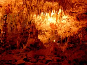 مغارة جميل جدا