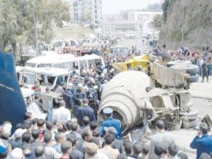 Algérie - Folie meurtrière sur nos routes: Un accident toutes les 20 minutes et un mort tous les 3 heures