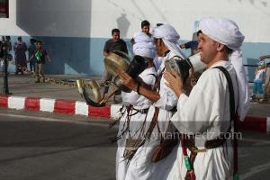 Festivités du cinquantenaire de l\'indépendance de l\'Algérie à Tlemcen, défilé, feux d\'artifices et fantasia au programme