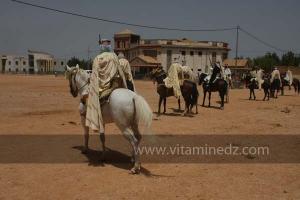 Festivités du cinquantenaire de l\'indépendance de l\'Algérie à Tlemcen, défilé, feux d\'artifices et fantasia au programme