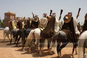 Festivités du cinquantenaire de l\'indépendance de l\'Algérie à Tlemcen, défilé, feux d\'artifices et fantasia au programme