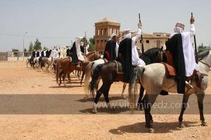 Festivités du cinquantenaire de l\'indépendance de l\'Algérie à Tlemcen, défilé, feux d\'artifices et fantasia au programme