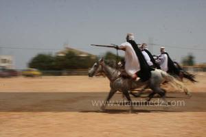 Festivités du cinquantenaire de l\'indépendance de l\'Algérie à Tlemcen, défilé, feux d\'artifices et fantasia au programme