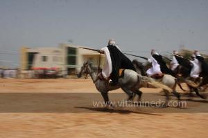 Festivités du cinquantenaire de l\'indépendance de l\'Algérie à Tlemcen, défilé, feux d\'artifices et fantasia au programme
