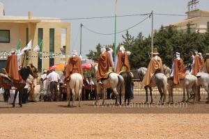 Festivités du cinquantenaire de l\'indépendance de l\'Algérie à Tlemcen, défilé, feux d\'artifices et fantasia au programme