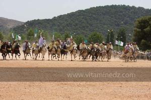 Festivités du cinquantenaire de l\'indépendance de l\'Algérie à Tlemcen, défilé, feux d\'artifices et fantasia au programme