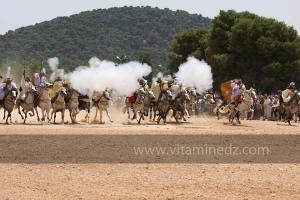 Festivités du cinquantenaire de l\'indépendance de l\'Algérie à Tlemcen, défilé, feux d\'artifices et fantasia au programme