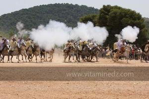Festivités du cinquantenaire de l\'indépendance de l\'Algérie à Tlemcen, défilé, feux d\'artifices et fantasia au programme