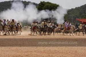 Festivités du cinquantenaire de l\'indépendance de l\'Algérie à Tlemcen, défilé, feux d\'artifices et fantasia au programme