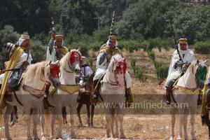 Festivités du cinquantenaire de l\'indépendance de l\'Algérie à Tlemcen, défilé, feux d\'artifices et fantasia au programme