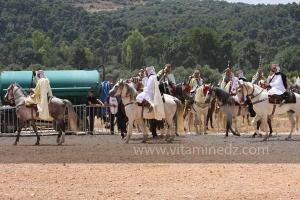 Festivités du cinquantenaire de l\'indépendance de l\'Algérie à Tlemcen, défilé, feux d\'artifices et fantasia au programme