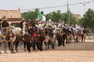 Festivités du cinquantenaire de l\'indépendance de l\'Algérie à Tlemcen, défilé, feux d\'artifices et fantasia au programme