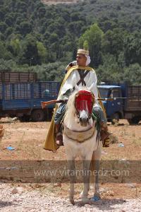 Festivités du cinquantenaire de l\'indépendance de l\'Algérie à Tlemcen, défilé, feux d\'artifices et fantasia au programme