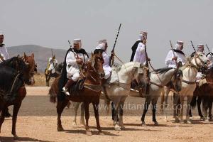 Festivités du cinquantenaire de l\'indépendance de l\'Algérie à Tlemcen, défilé, feux d\'artifices et fantasia au programme