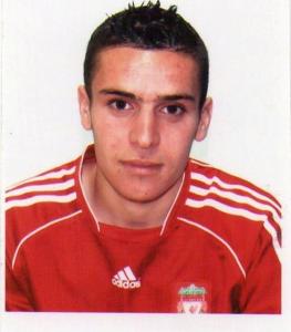 الملاكم الجزائري سمير براهيمي (-52 كلغ)