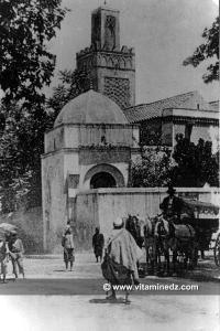 Goubba de Sidi Merzouk, dans l'enceinte de la grande mosquée.