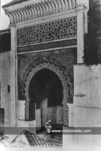 Entrée de la mosquée de Sidi Boumediene