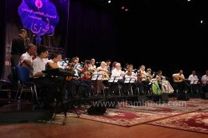 L\'association musicale El Kortobiya de Tlemcen sous la direction du chikh Salah Boukli à la 6è édition du Festival de musique Hawzi à Tlemcen.