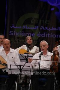 L\'association musicale El Kortobiya de Tlemcen sous la direction du chikh Salah Boukli à la 6è édition du Festival de musique Hawzi à Tlemcen.