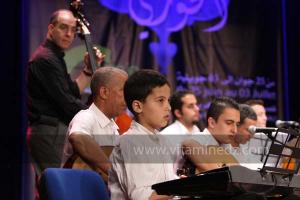 L\'association musicale El Kortobiya de Tlemcen sous la direction du chikh Salah Boukli à la 6è édition du Festival de musique Hawzi à Tlemcen.
