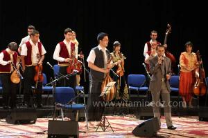 Enfants de l\'Institut de Musique de Tlemcen à la 6è édition du Festival de musique Hawzi à Tlemcen.