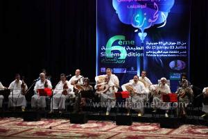 L\'association musicale Gharnata de Tlemcen sous la direction de Ghouti Korso à la 6è édition du Festival de musique Hawzi à Tlemcen.
