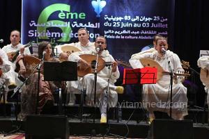 L\'association musicale Gharnata de Tlemcen sous la direction de Ghouti Korso à la 6è édition du Festival de musique Hawzi à Tlemcen.