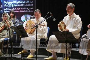 L\'association musicale Gharnata de Tlemcen sous la direction de Ghouti Korso à la 6è édition du Festival de musique Hawzi à Tlemcen.