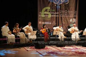 L\'association musicale Ahbab cheikh Larbi Bensari de Tlemcen à la 6è édition du Festival de musique Hawzi à Tlemcen. Sous la direction du Maître Fewzi Kalafat