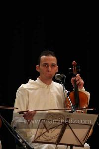 L\'association musicale Ahbab cheikh Larbi Bensari de Tlemcen à la 6è édition du Festival de musique Hawzi à Tlemcen. Sous la direction du Maître Fewzi Kalafat