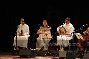 L\'association musicale Ahbab cheikh Larbi Bensari de Tlemcen à la 6è édition du Festival de musique Hawzi à Tlemcen. Sous la direction du Maître Fewzi Kalafat