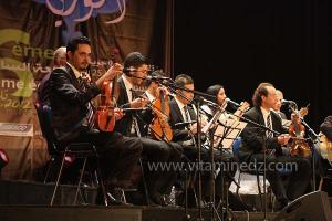 L\'association musicale Awtar Tilimssen à la 6è édition du Festival de musique Hawzi à Tlemcen.