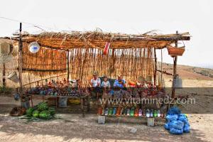 Vendeurs de fruits près de Bider, Région de Msirda riche en atoûts culturels et touristiques