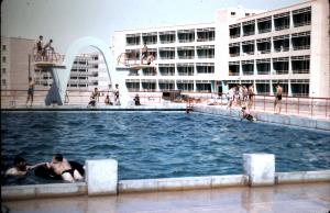 BECHAR ET SA PISCINE