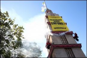 Planète - Volkswagen ne peut pas greenwasher tranquillement au Mondial de l’auto