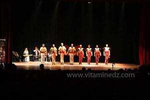 La troupe arménienne à  la 8eme edition du festival international des danses populaires de Sidi Bel Abbes. Ici en visite à Tlemcen.