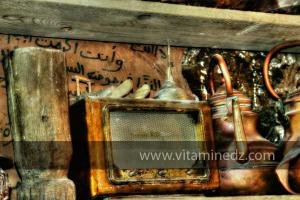 Restaurant Khayma des Beni Chougrane à Oran. Une caverne d\'Ali Baba aux mille saveurs et couleurs ... a visiter.