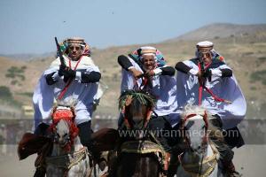 Ta3m ou Waada Rjal Meghila, ou Waadat Al Kraiche, fantasia, la3b, Goum ...