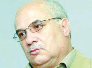 Nacer Djabi. Dr en sociologie politique, chercheur au Cread , université d’Alger «Quand de hauts responsables vont en France, ils ne voyagent pas mais rentrent chez eux»