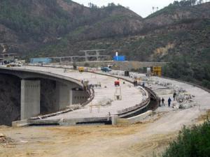 Algérie - L'entrepreneur Arezki Addar raconte un «secteur des travaux publics infesté de bricoleurs»