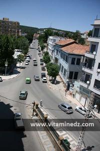 La ville de Tiaret, répartie sur deux secteurs d’habitation distincts; la vieille ville (le vieux bâti) au nord et la nouvelle zone d’habitation urbaine au sud