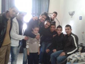 le groupe de la g.r.h 2 en visite au enfants malade