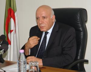 Algérie - Il souhaite que 2013 soit l'année de la communication et du dialogue:  Rachid Benaïssa présente ses vœux à la presse nationale