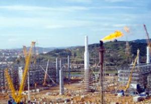 Incendie de la Raffinerie de Skikda: Le PDG de Sonatrach sur les lieux