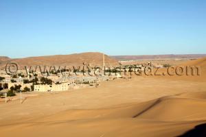 Taghit , surnommée l\'enchanteresse est une petite oasis de la saoura située à la limite ouest du Grand Erg Occidental à 90 Km de Bechar.