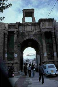 باب كاراكالا تبسة