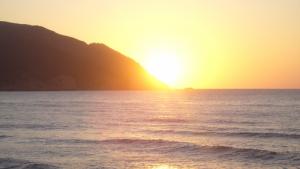 Crépuscule sur Akacha