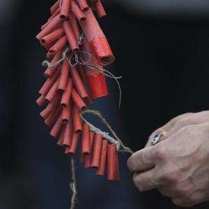 Oran - Campagne de sensibilisation sur les produits pyrotechniques:  Entre 100 et 150 accidents causés par les pétards chaque année