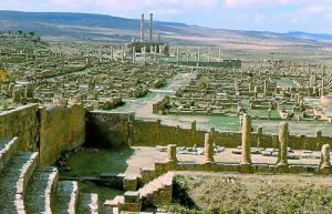 Timgad Panorama vanuit Romeins Theater